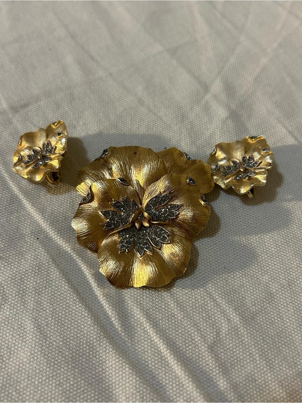 FLAW ALFRED PHILIPPE RARE CROWN TRIFARI PANSY RHINESTONE BROOCH PIN CLIP EARRING